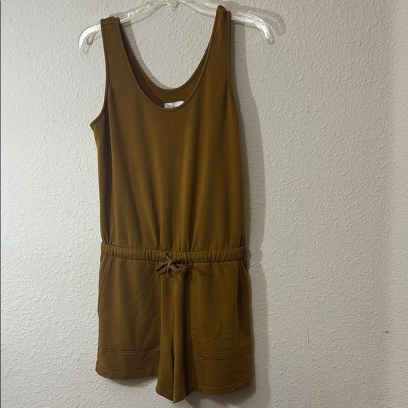 Olive Romper - Picture 1 of 4